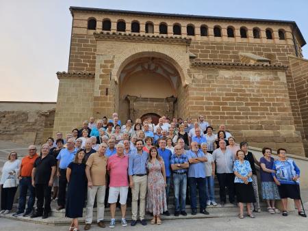 Imagen El Presidente de la Diputación de Huesca acompaña al alcalde de...